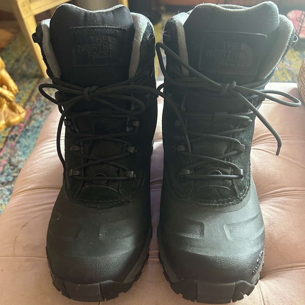 Men’s North Face Winter Boots, sz 10